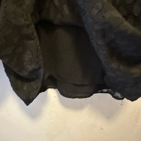 White House Black Market black blouse sheer 3/4  sleeves. Lined  NWT - Picture 5 of 8